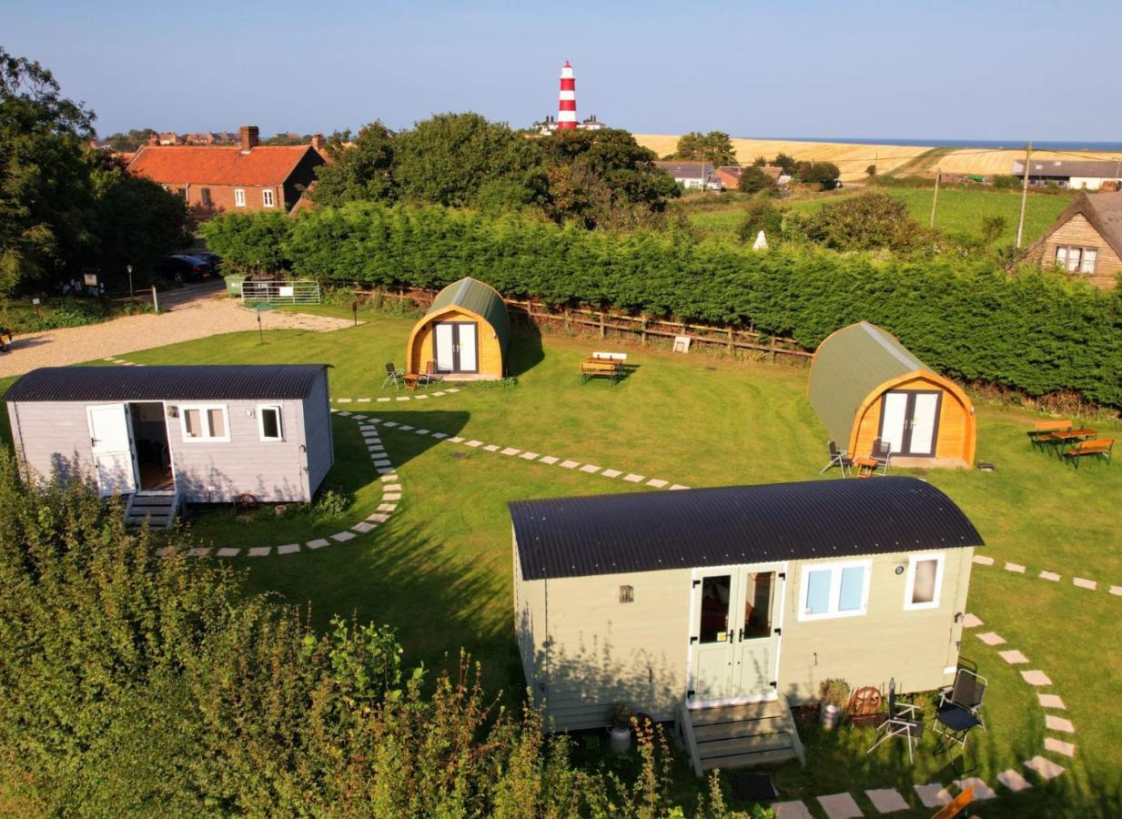 Lanterns Shepherds Huts & Glamping Happisburgh Exteriör bild