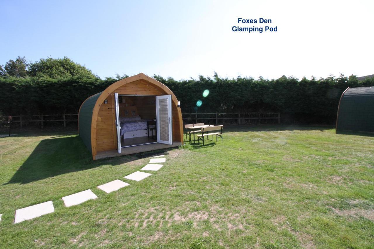 Lanterns Shepherds Huts & Glamping Happisburgh Exteriör bild