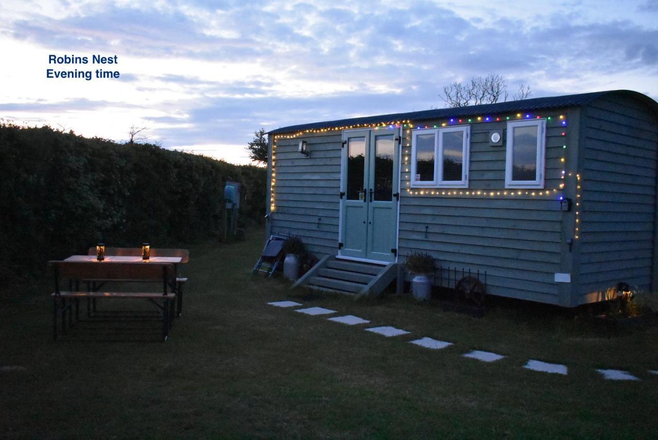 Lanterns Shepherds Huts & Glamping Happisburgh Exteriör bild