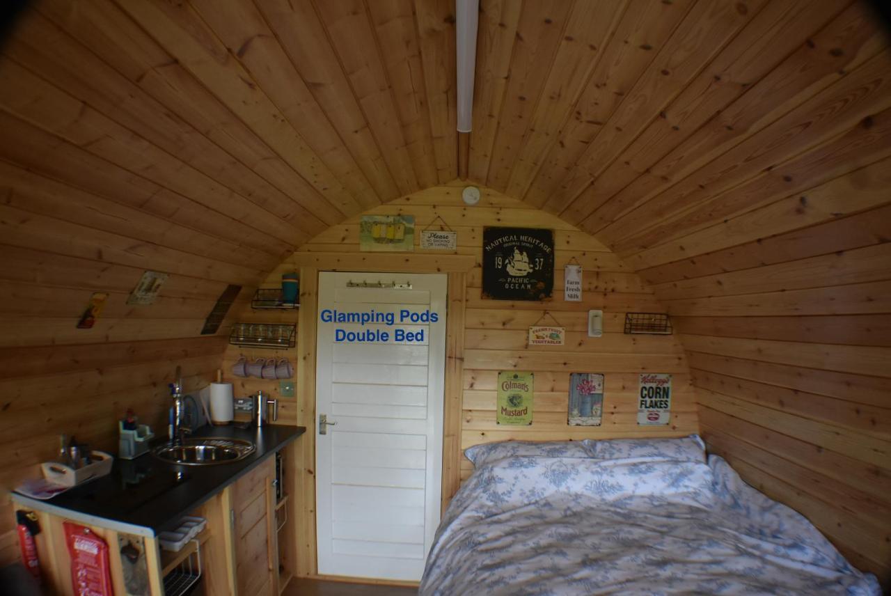 Lanterns Shepherds Huts & Glamping Happisburgh Exteriör bild