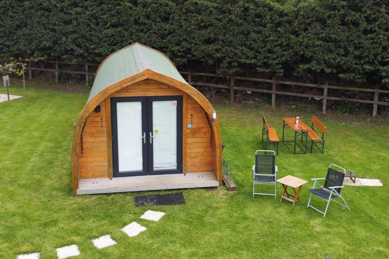 Lanterns Shepherds Huts & Glamping Happisburgh Exteriör bild