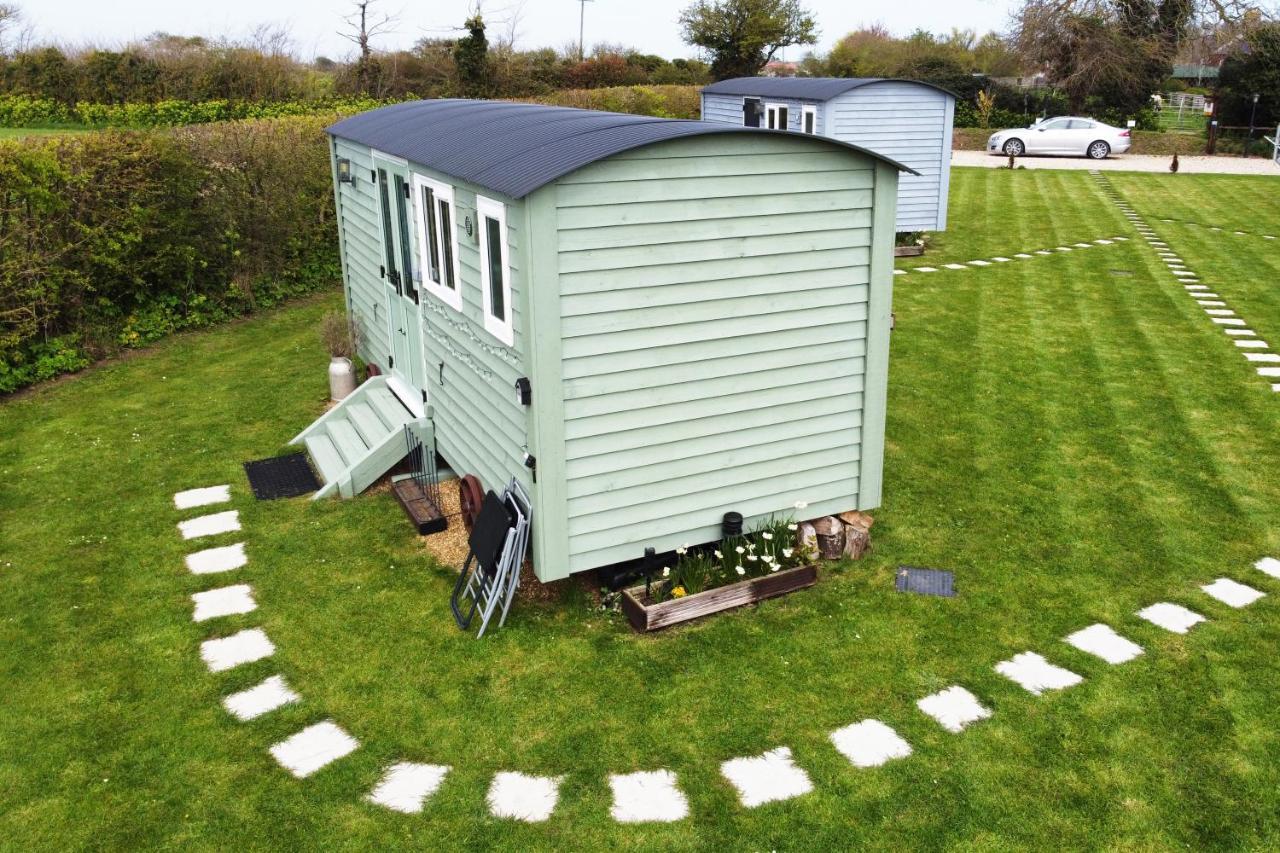 Lanterns Shepherds Huts & Glamping Happisburgh Exteriör bild